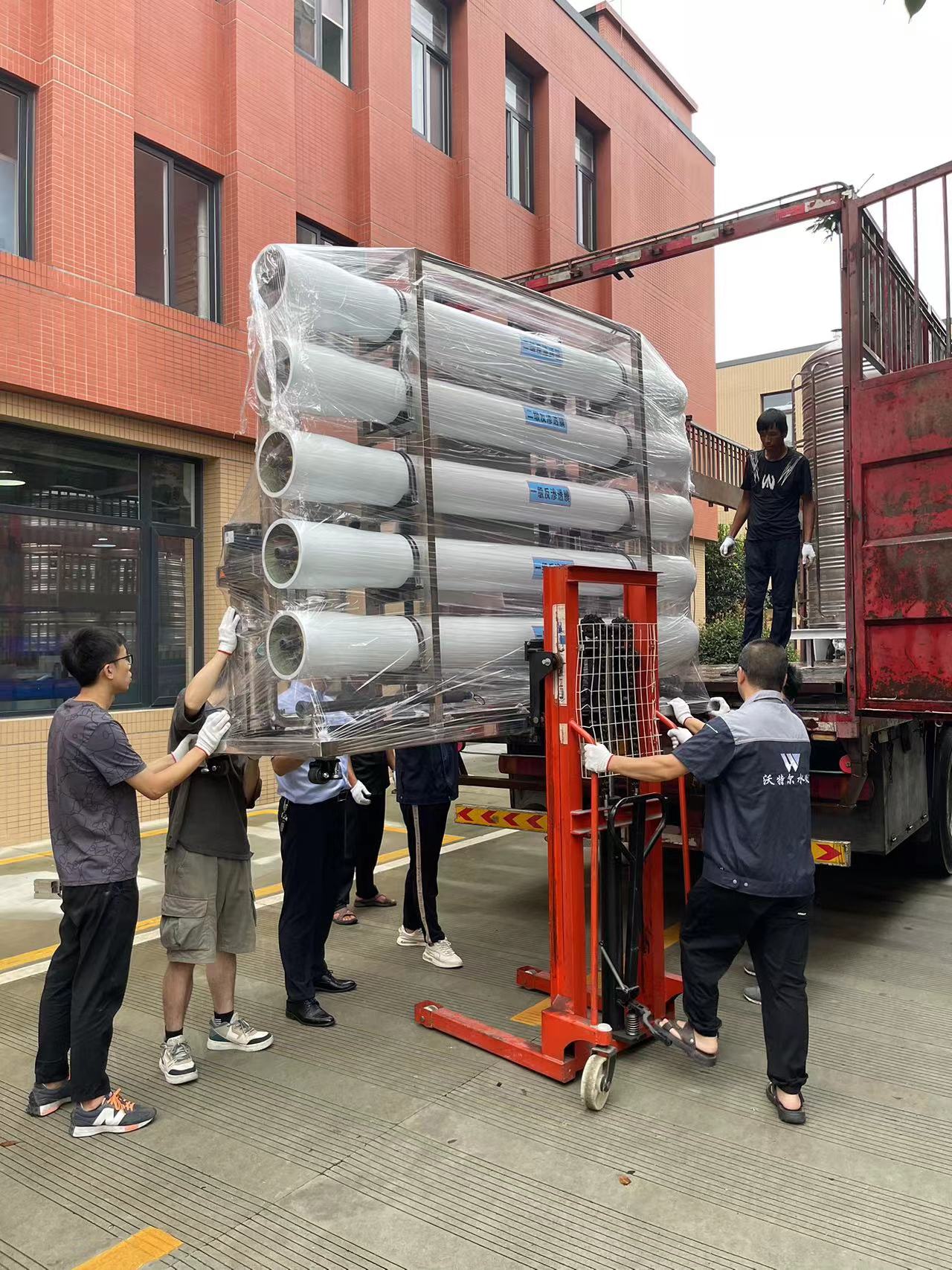純水設備發(fā)貨現場